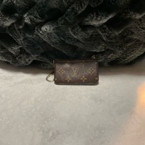 Louis Vuitton Key Cles